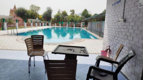 Village Camp Resort